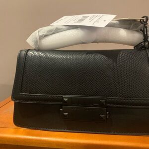 Nicole Miller Crossbody. NWT. Black Approx 8x5x3